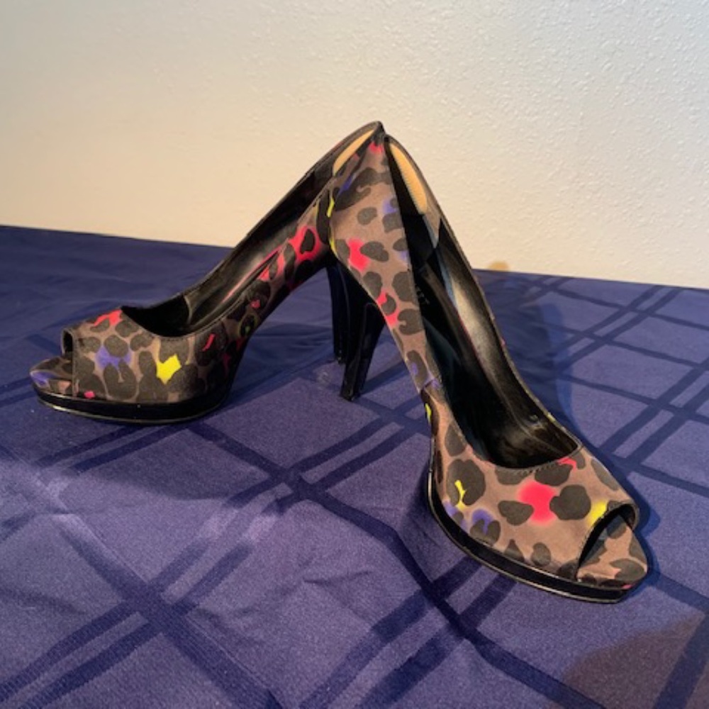 Nine West multi color leopard print heels
